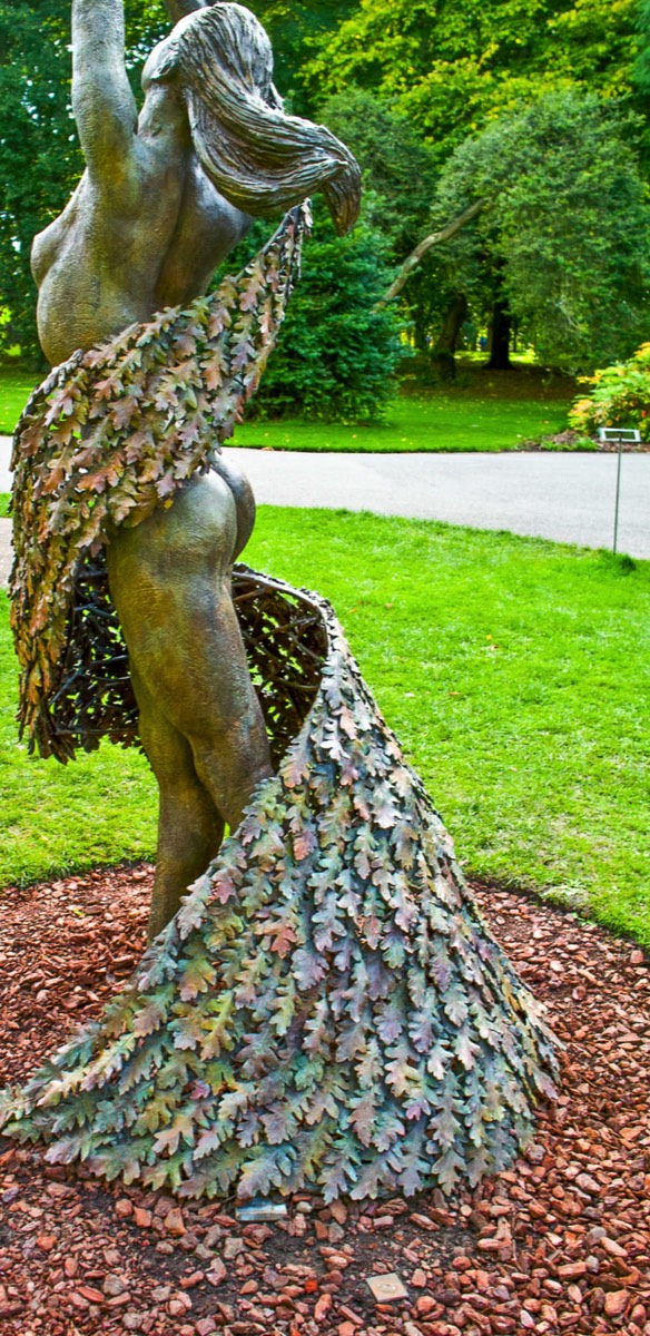 MOTHER EARTH DANCING BY BETTY NEWNAN MAGUIRE  PHOTOGRAPHED USING AS SIGMA DP1 - OCTOBER 2010  003