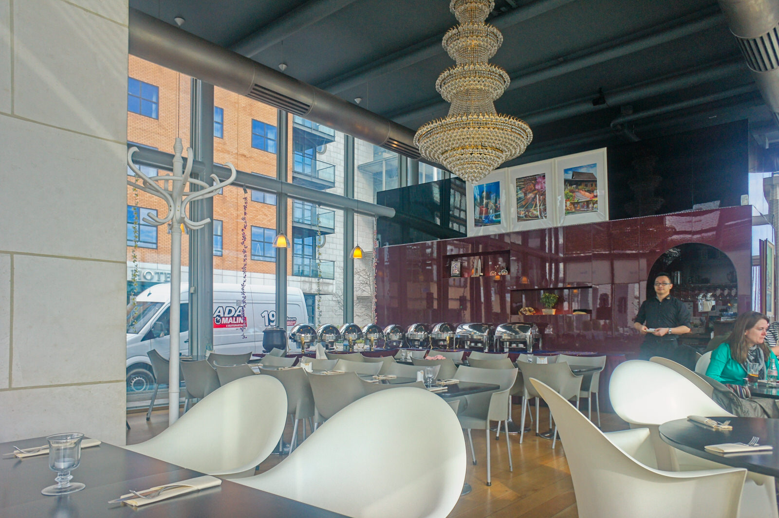 PUBS AND RESTAURANTS