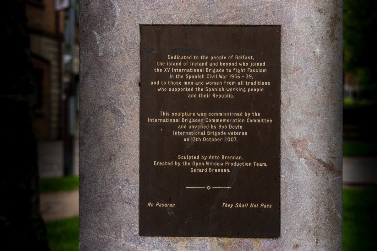 THE XV INTERNATIONAL BRIGADE MEMORIAL AT WRITERS SQUARE 004