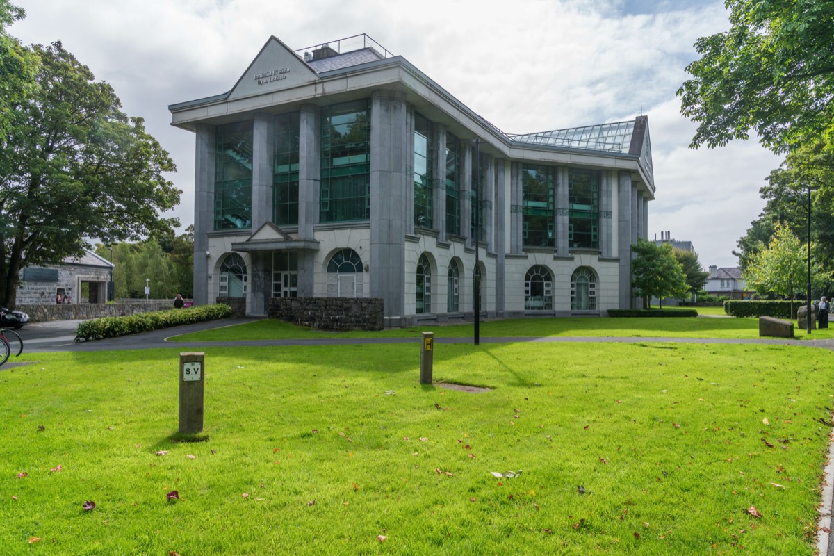UNIVERSITY CAMPUS IN GALWAY 019